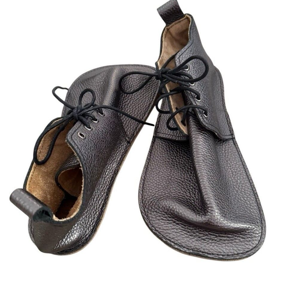 Everleigh Meadow Oxford Bootie Metallic Gray Size 8 Barefoot New - Picture 7 of 9